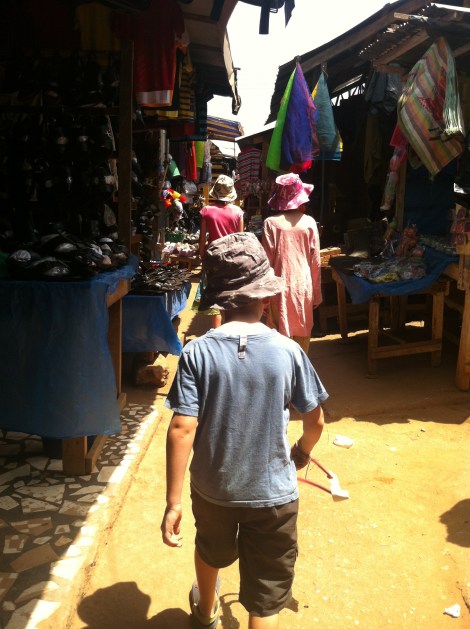 See the slingshot in Jock's right hand?